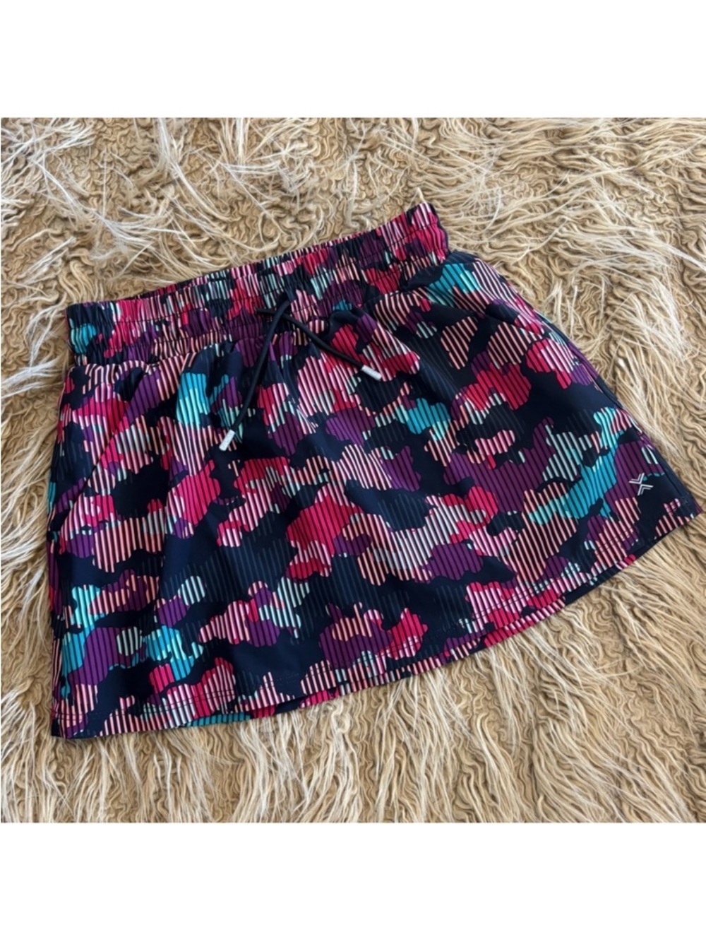 Xersion ~ Youth Girl’s Multicolor Active Athletic Colorful Camo Skirt Small 7/8